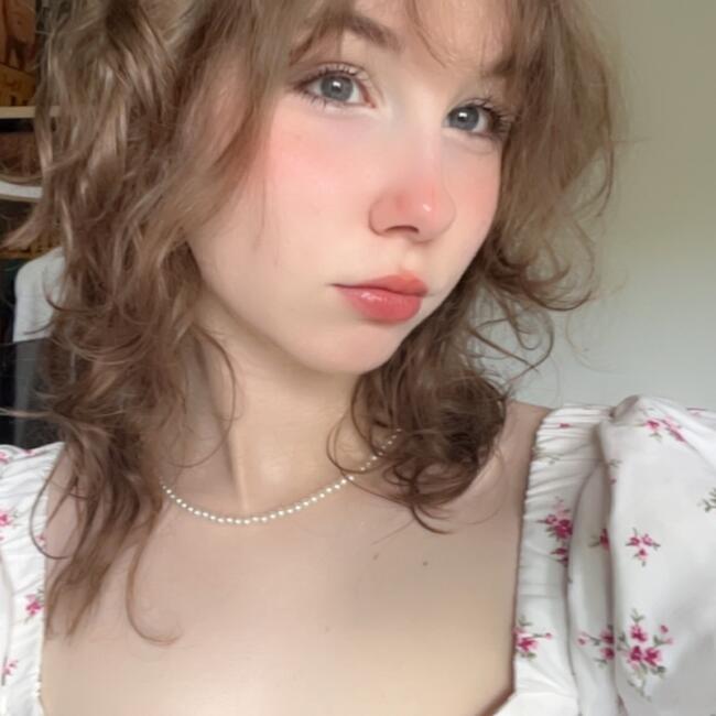 Babysitter in Enghien-les-Bains: Léonie