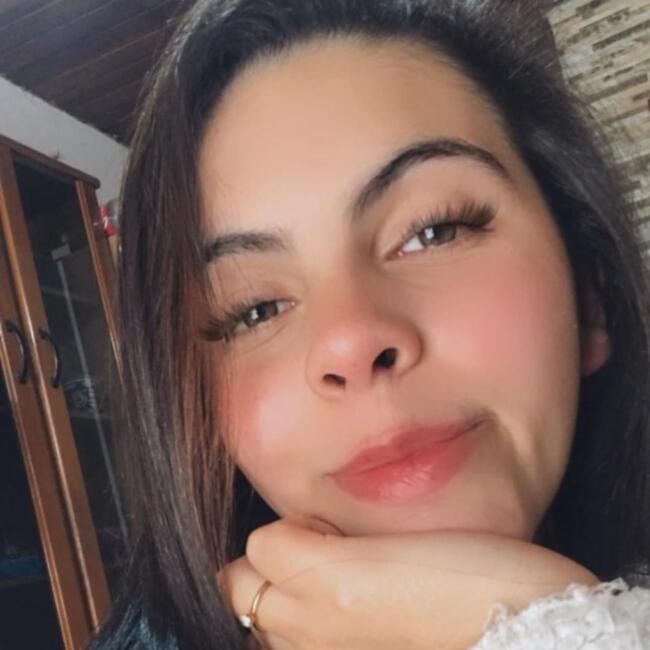Babysitter in Porto Alegre: Paola