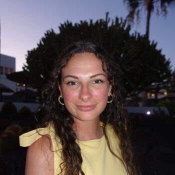 Babysitter in Strassen: Lena