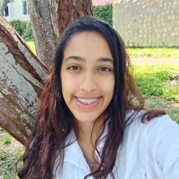 Babysitter in Lima: Arantza