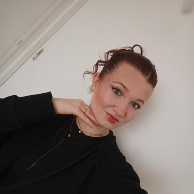 Babysitter in Clermont-Ferrand: Isaline