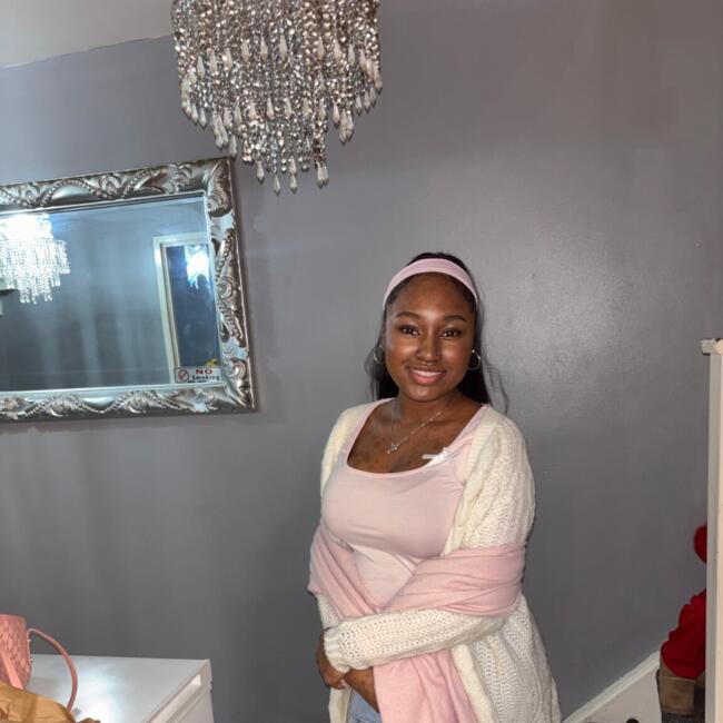 Babysitter in London: Valyssia