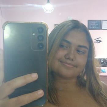 Babá Cabo Frio: Yasmin