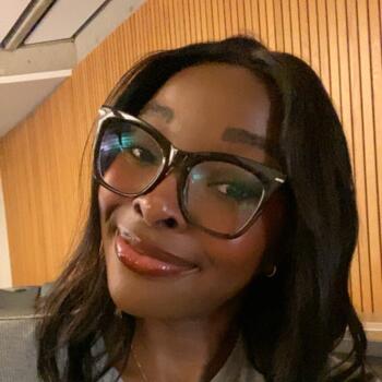 Babysitter in Toronto: Kendra
