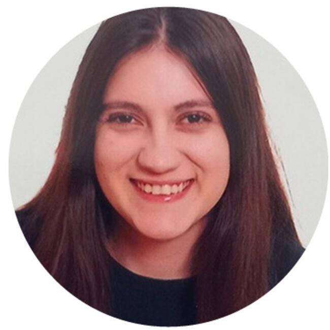 Babysitter in Tomelloso: Julia