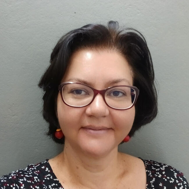 Emprego de babá em Goiânia: Raquel