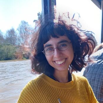 Babysitter in Avellaneda (Buenos Aires): Lucila Ailin Moore