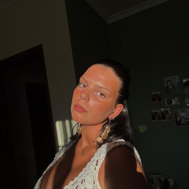 Babysitter in Sesimbra: Sara