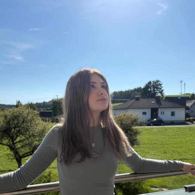 Babysitter in Linz: Veronika
