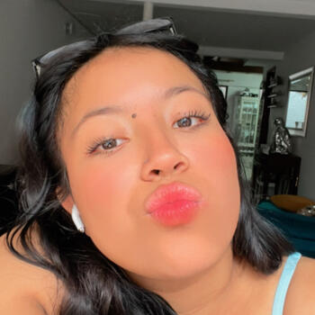 Babysitter in Medellín: Valentina