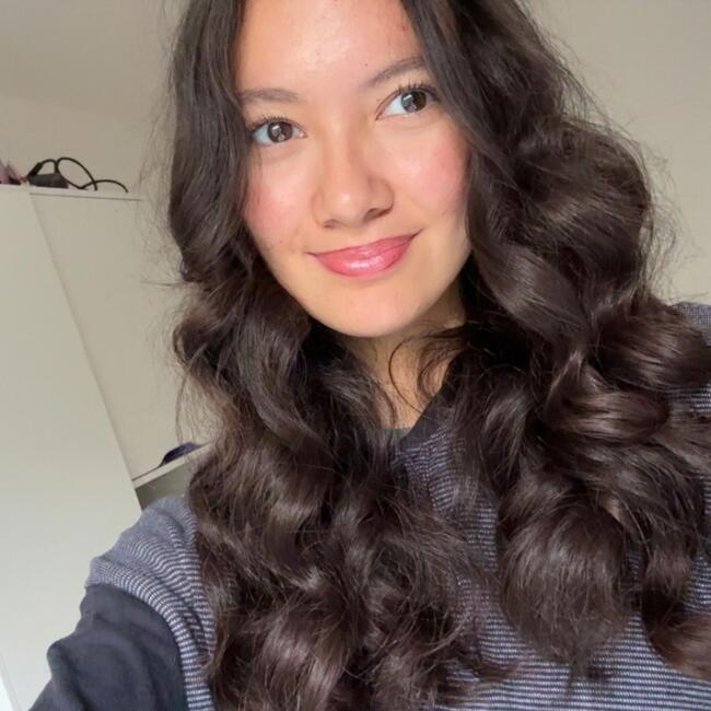 Babysitter in Prague: Mao Oshiro Aldred