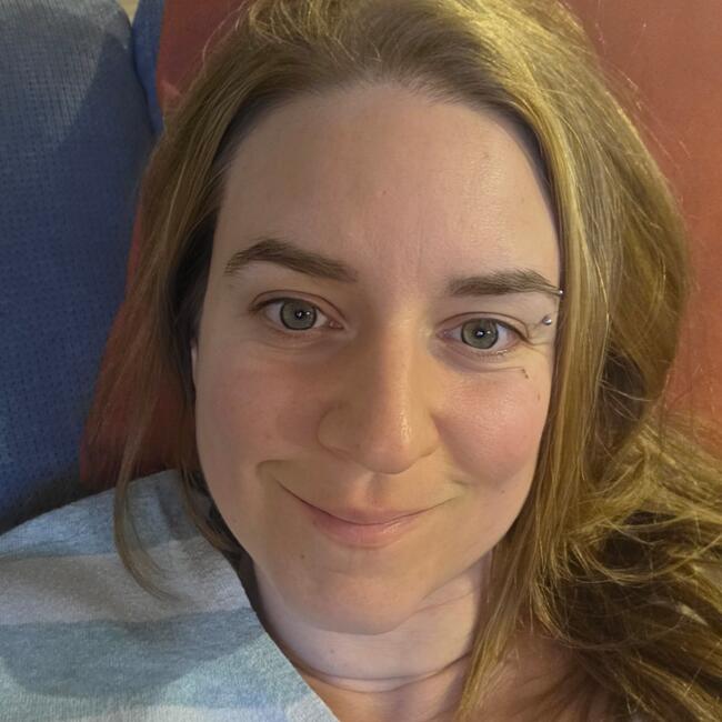 Babysitter in Belley: Elodie