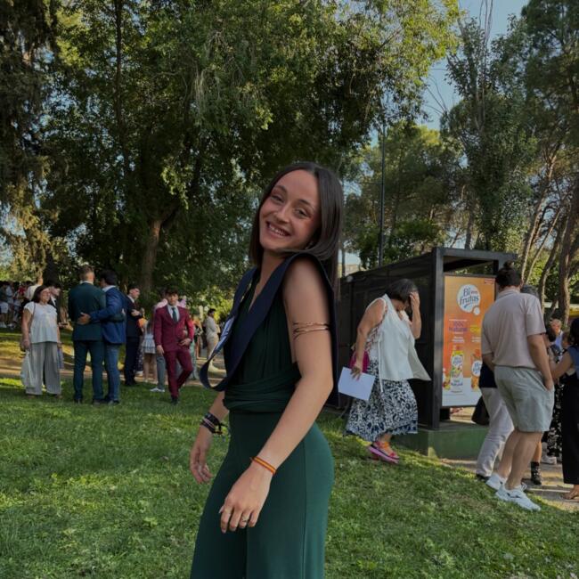 Babysitter in San Sebastián de los Reyes: Claudia