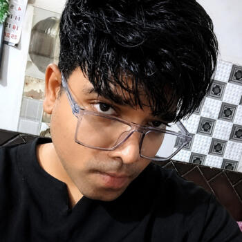 Babysitter in New Delhi: Sandeep