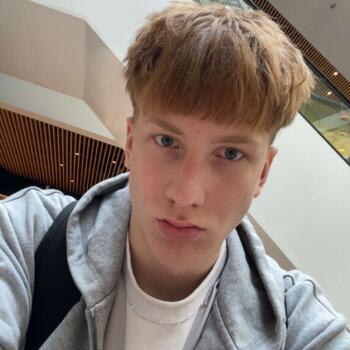 Babysitter in Riga: Ralfs