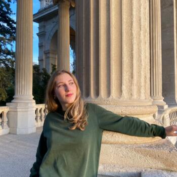Babysitter in Marseille: Clarisse