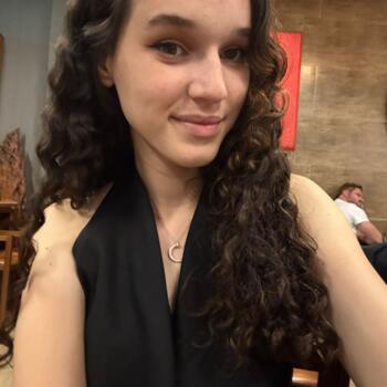 Babysitter in Presidente Prudente: Bruna