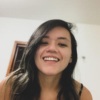 Babysitter in Burnaby: Bianca