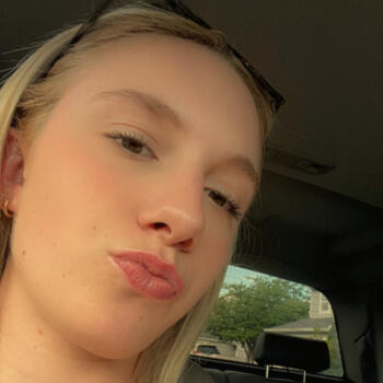 Babysitter in Yardley: Olivia