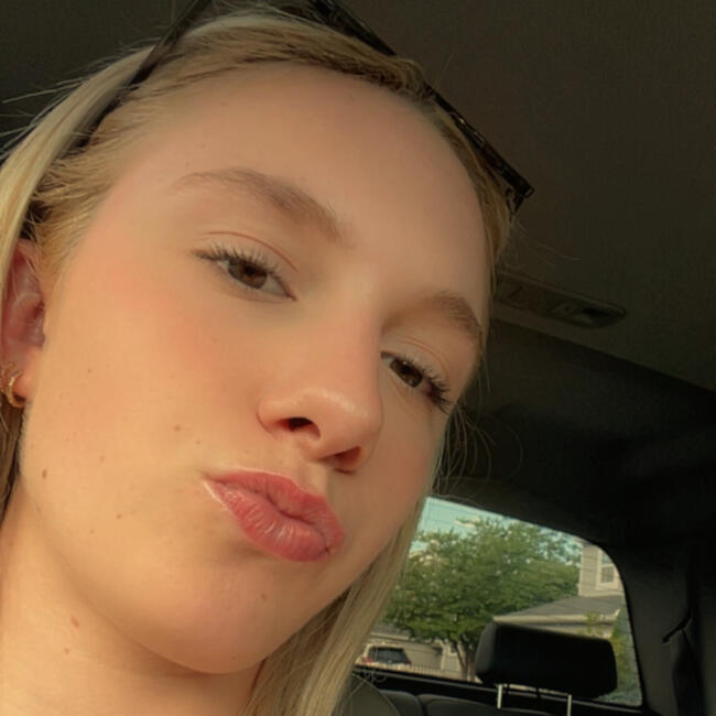 Babysitter in Yardley: Olivia