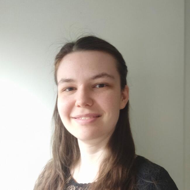 Babysitter in Dulliken: Larissa