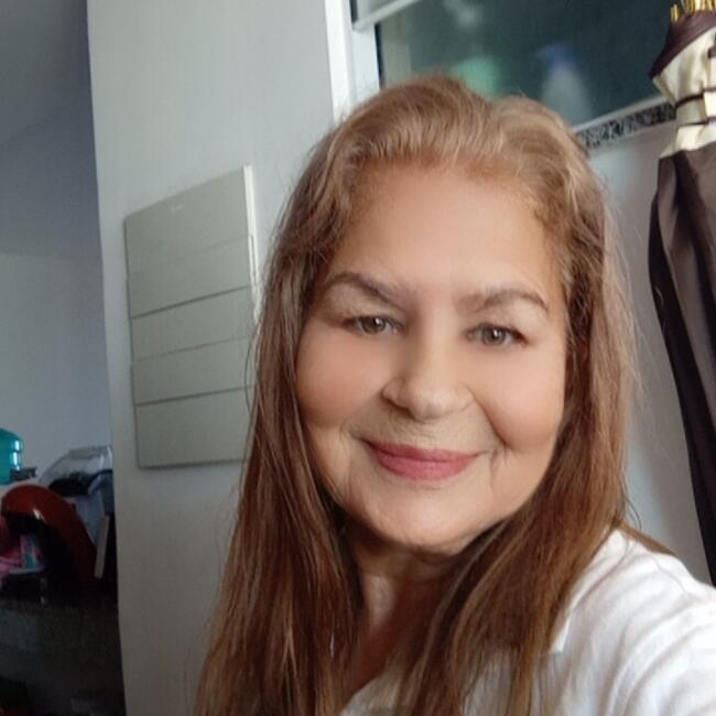 Babysitter in Fortaleza: Elza