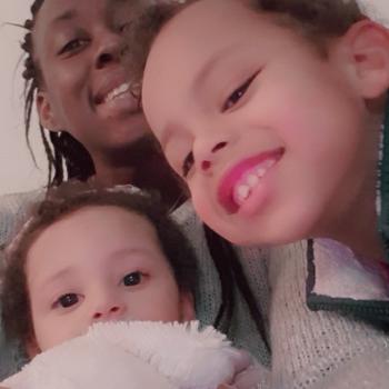 Jobs de baby-sitter à Louvain: job de garde d'enfants Fran