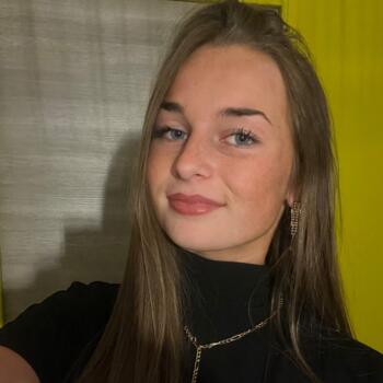 Baby-sitter Mérignac: Julia