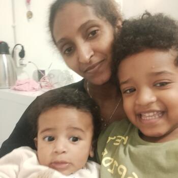 Babysitter Job in Geleen: Babysitter Job Siedi
