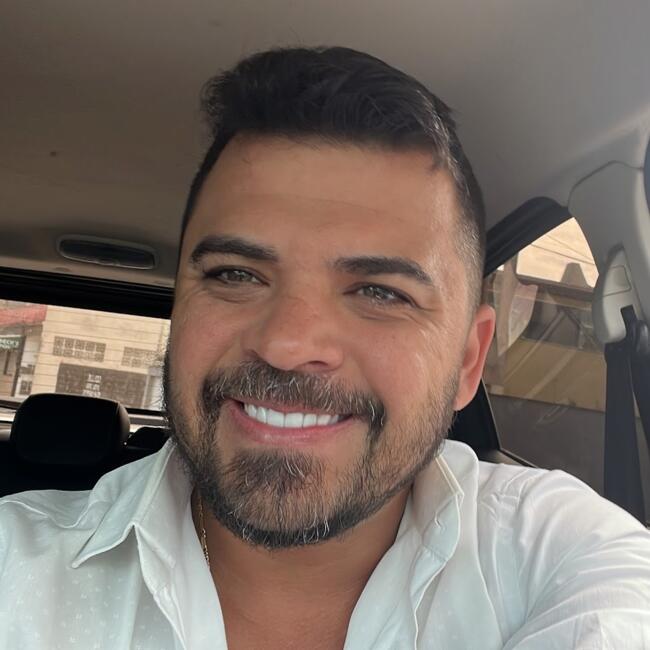 Emprego de babá em Vila Velha: Elvis