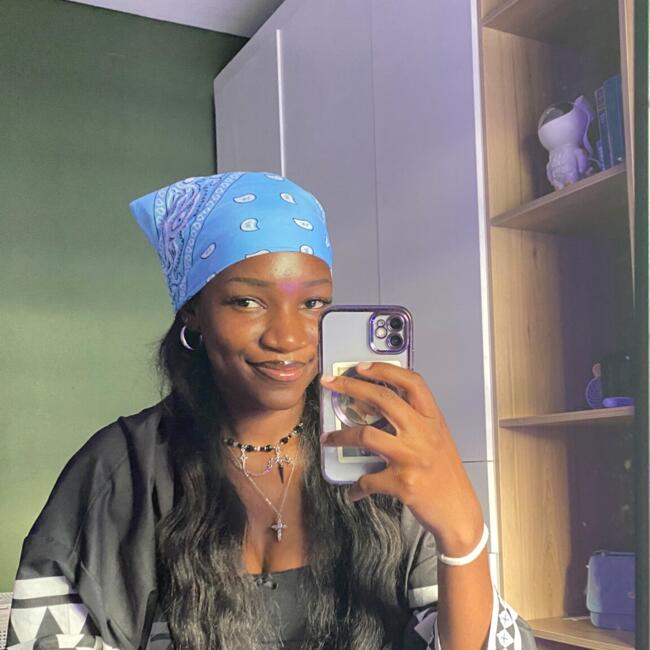 Babysitter in eNyamazaneni: Ntlakuso