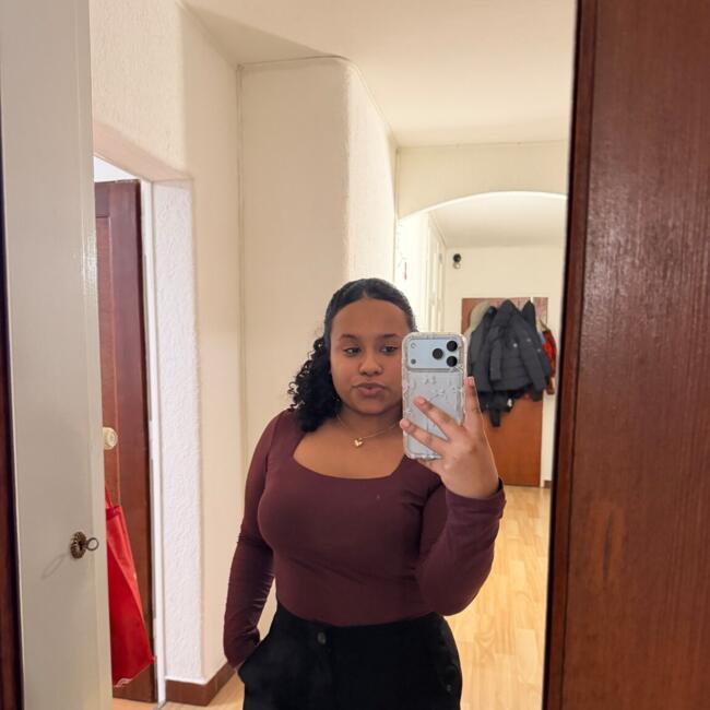 Baby-sitter in Carouge: Rebeca