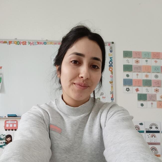 Babysitter in Tunis: Hana Baby-sitter expérimentée