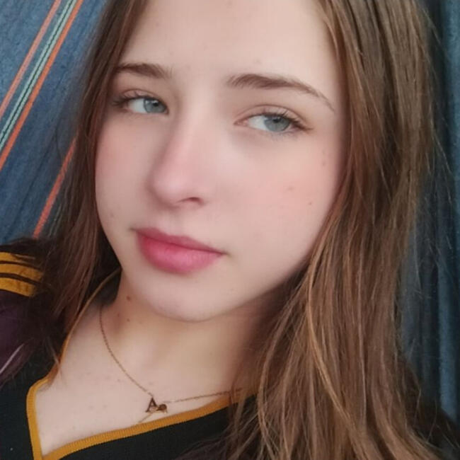 Babysitter in Xanxerê: Allana