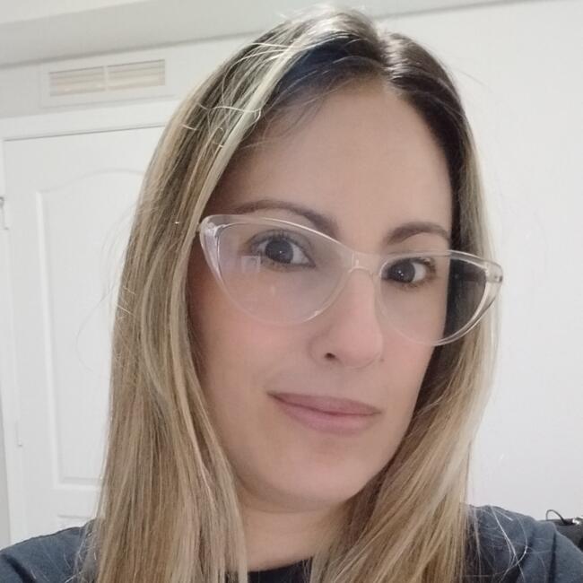 Babysitter in Bello: Sandra milena