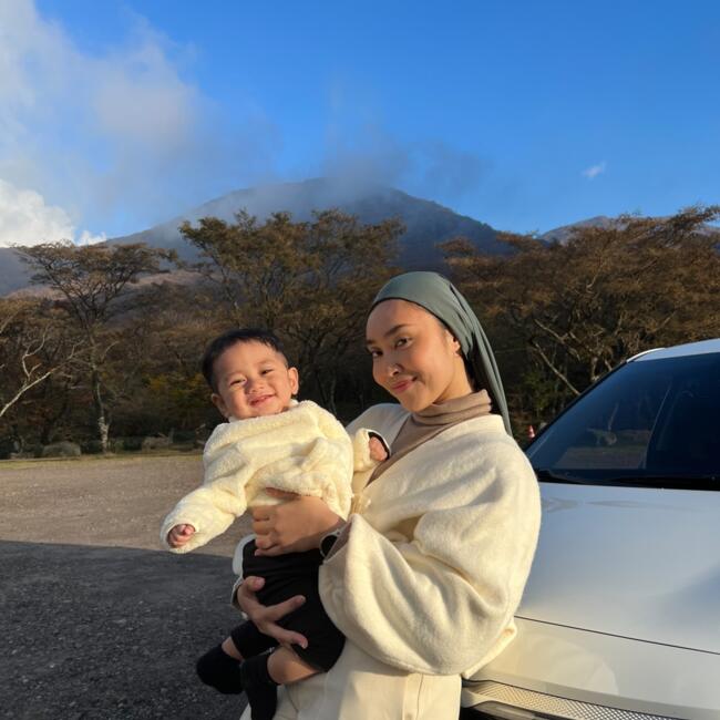 Babysitting job in Singapore: Ashikin