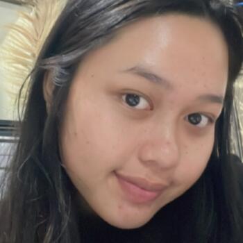 Babysitter di Kota Bogor: Estii