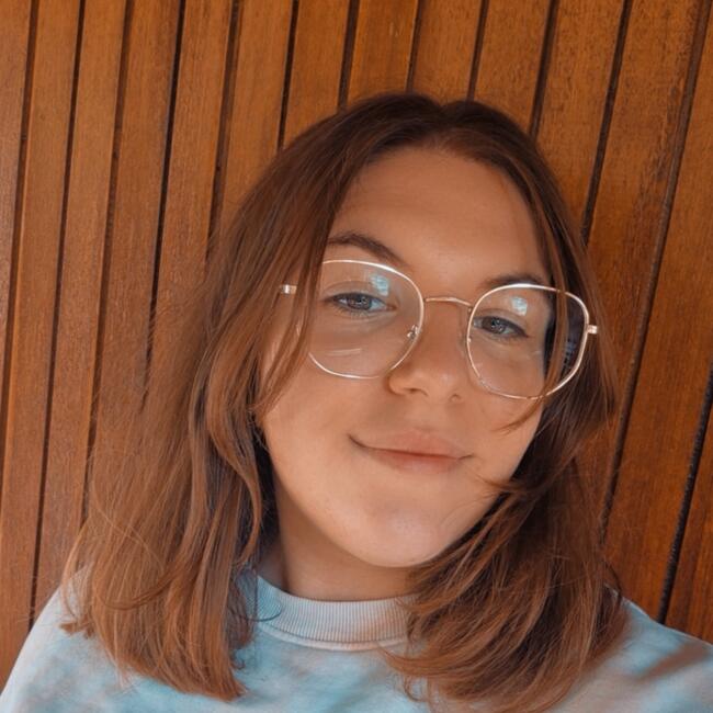 Babysitter in Avrillé: Kelly