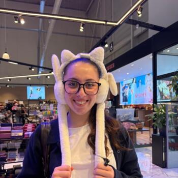 Baby-sitter in Lille: Shainesse