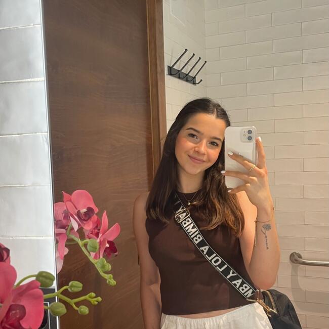 Babysitter in Irun: Mayumi