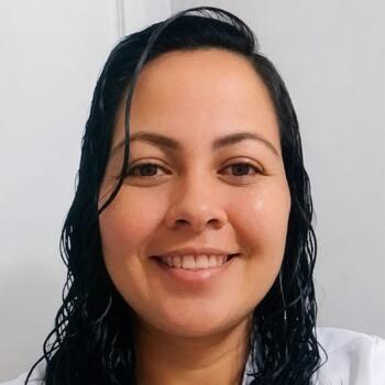 Babá Fortaleza: Ana