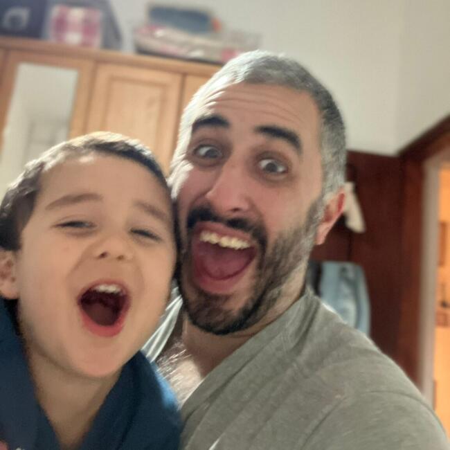 Babysitting job in La Floresta: Santi