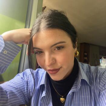 Babysitter στην περιοχή Βόλος: Amalia-Evmorfia