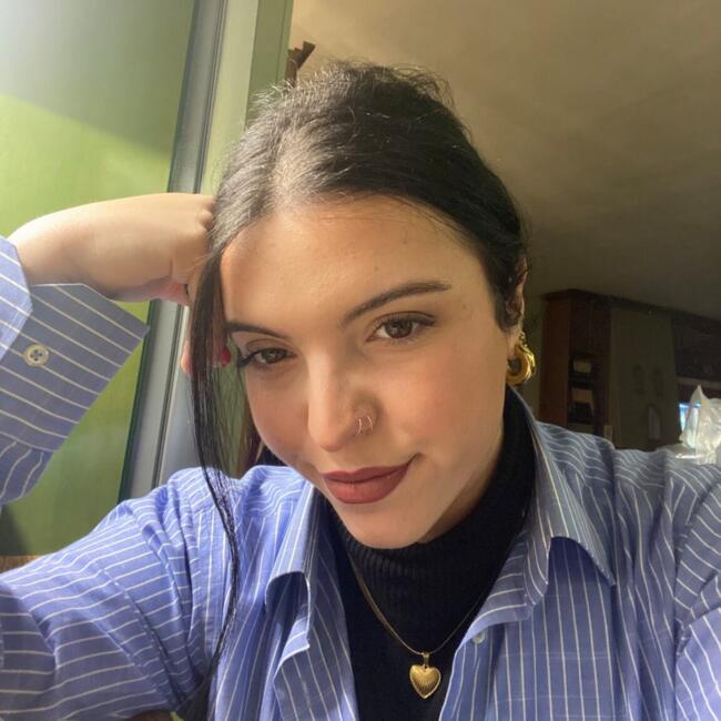 Babysitter στην περιοχή Βόλος: Amalia-Evmorfia