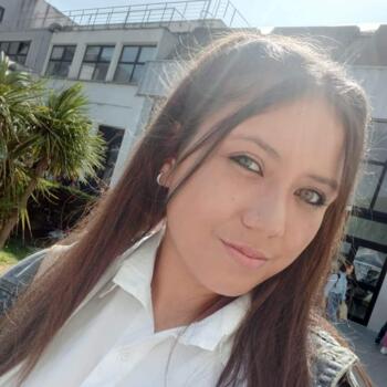 Babysitter Rome: Sara