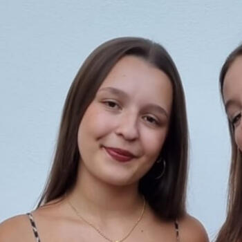 Babysitter in Heist-op-den-Berg: Anais