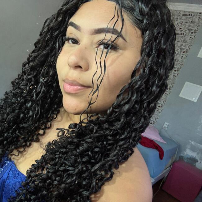 Babysitter in Cuiabá: Rhakelly