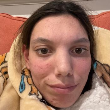 Babysitter in Sydney: Caitlin