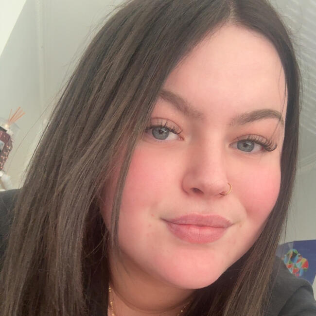 Babysitter in Hobart: Phoebe