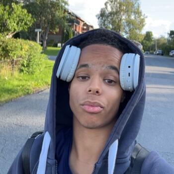 Babysitter in Oslo: Jayden